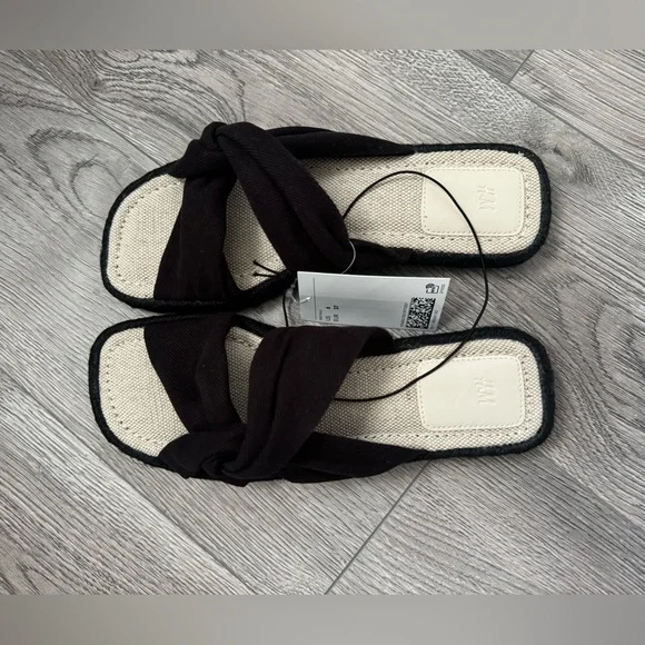 H&M Black and Cream Women's Sandals - Picture 2 of 7